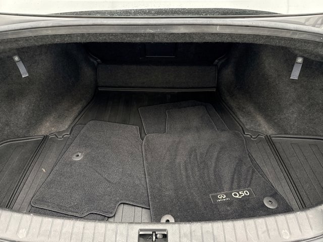Used 2018 INFINITI Q50 Luxe w/ Essential Package (3.0T Luxe) image 20