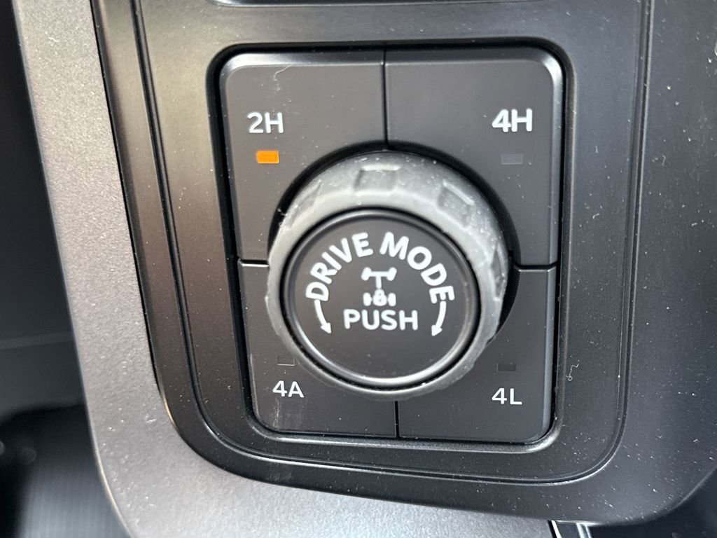 New 2025 Ford F150 Lariat w/ Equipment Group 501A Mid image 35