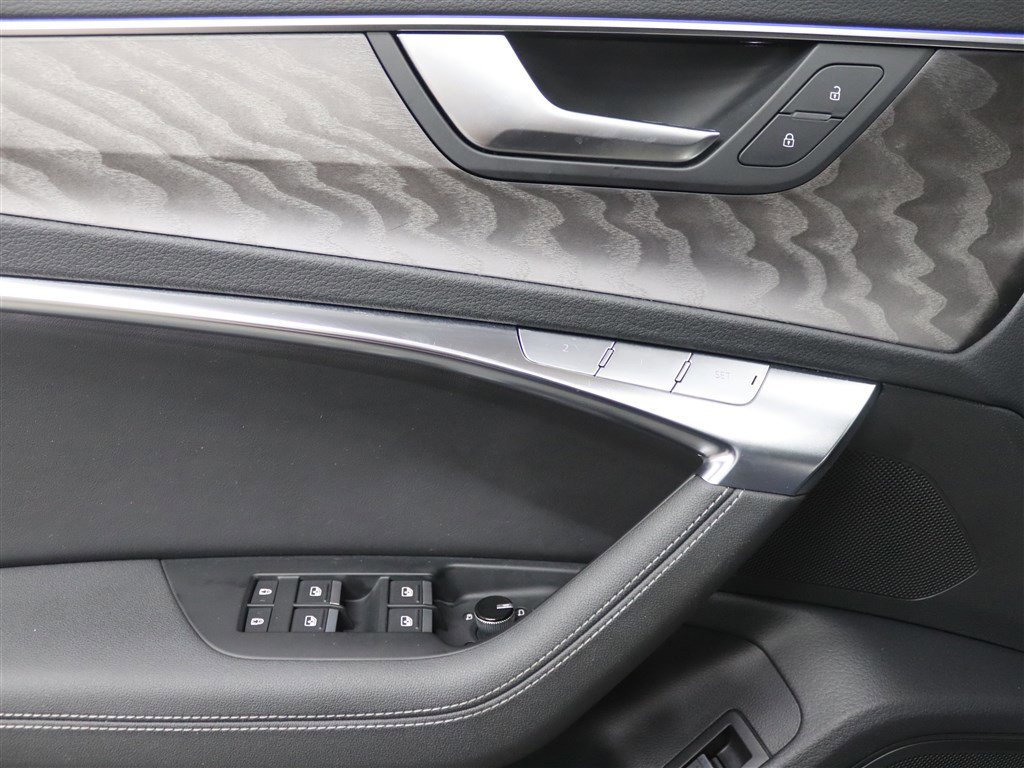 Used 2024 Audi A6 Premium Plus image 39