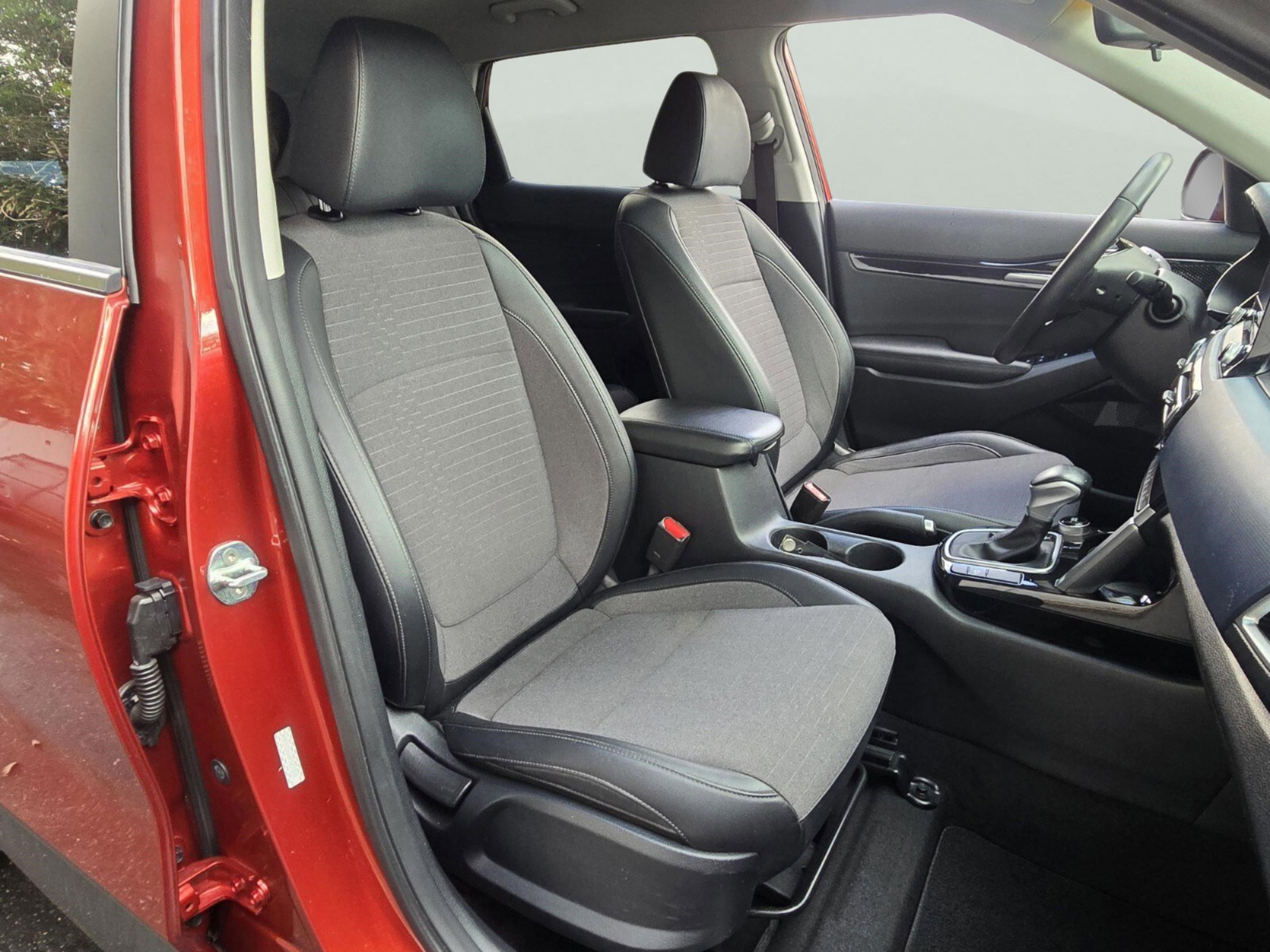 Used 2023 Kia Seltos S w/ Navigation Package image 35