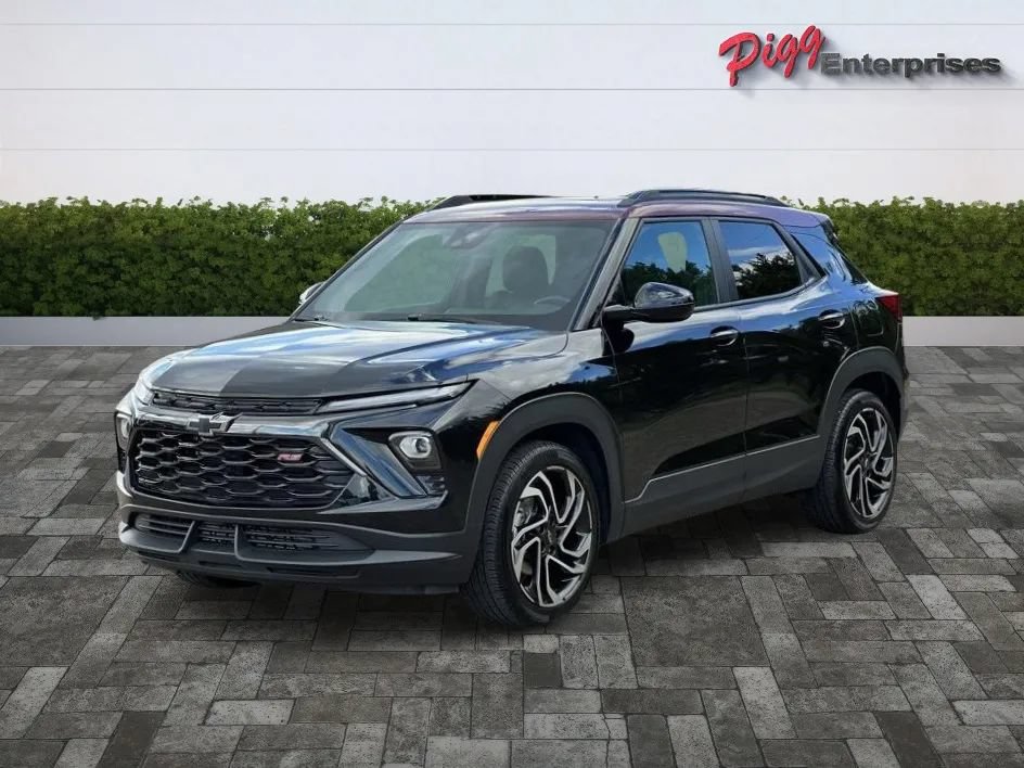 Used 2025 Chevrolet TrailBlazer RS w/ Convenience Package FWD image 4