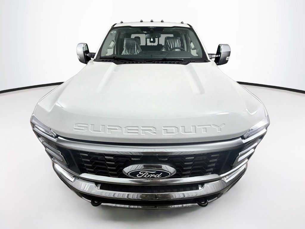 New 2027 Ford F450 Lariat w/ Lariat Premium Package AWD/4WD image 2