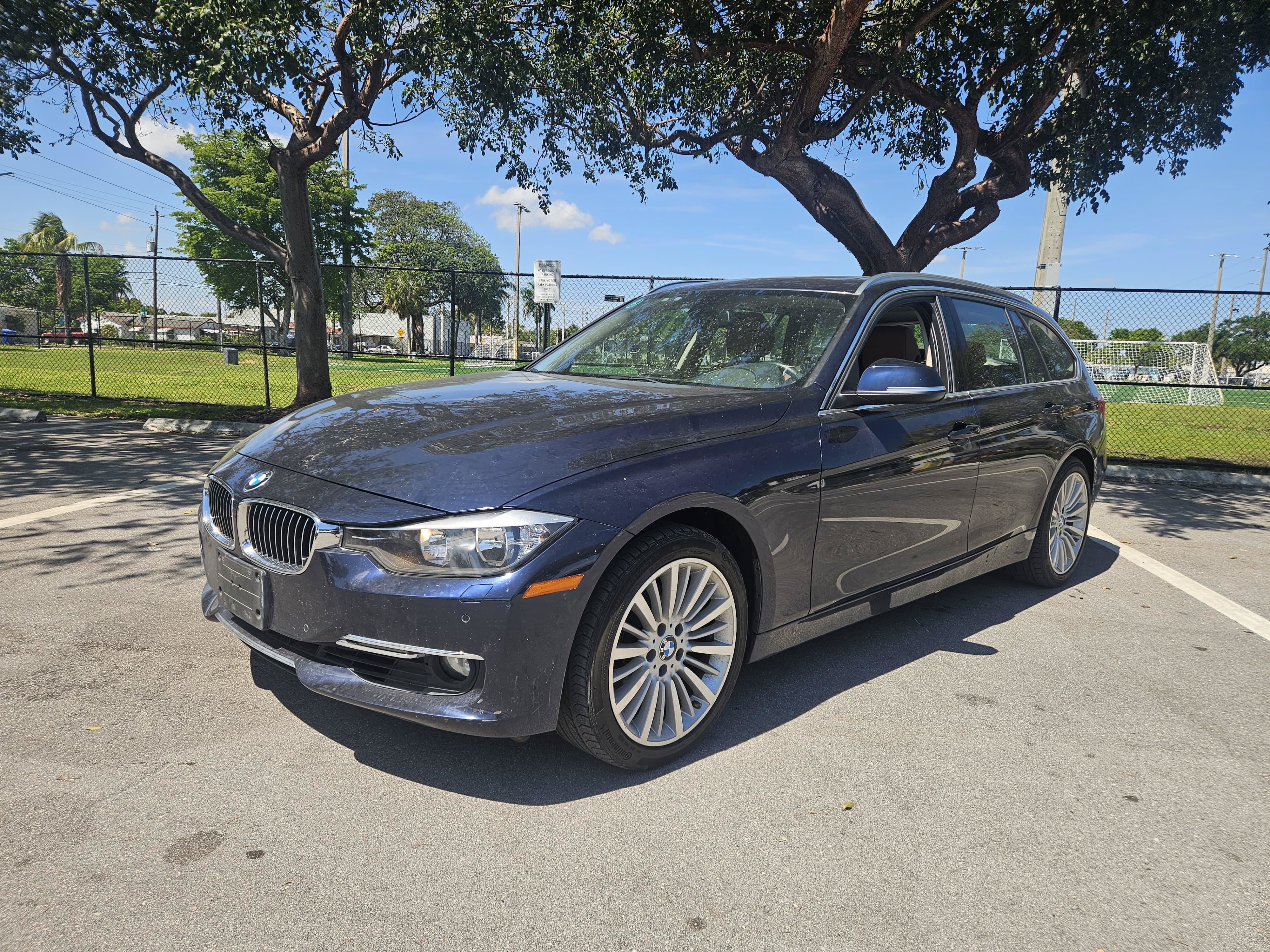 Used 2015 BMW 328i xDrive Wagon image 7