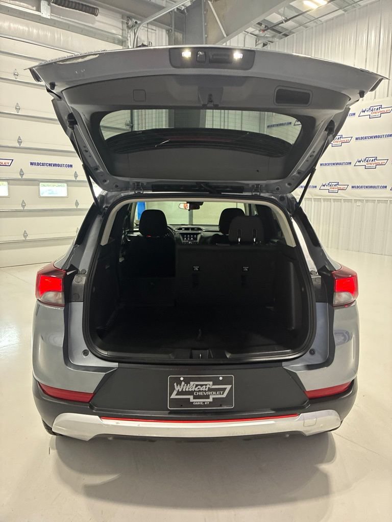 Used 2022 Chevrolet TrailBlazer LT FWD image 30