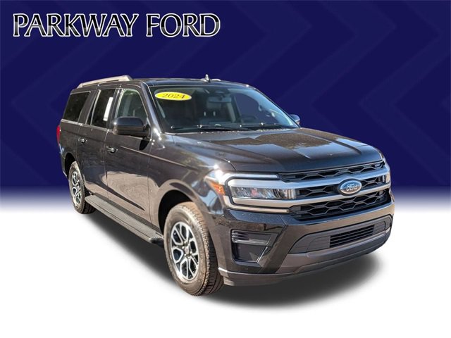 Used 2024 Ford Expedition Max XLT image 3