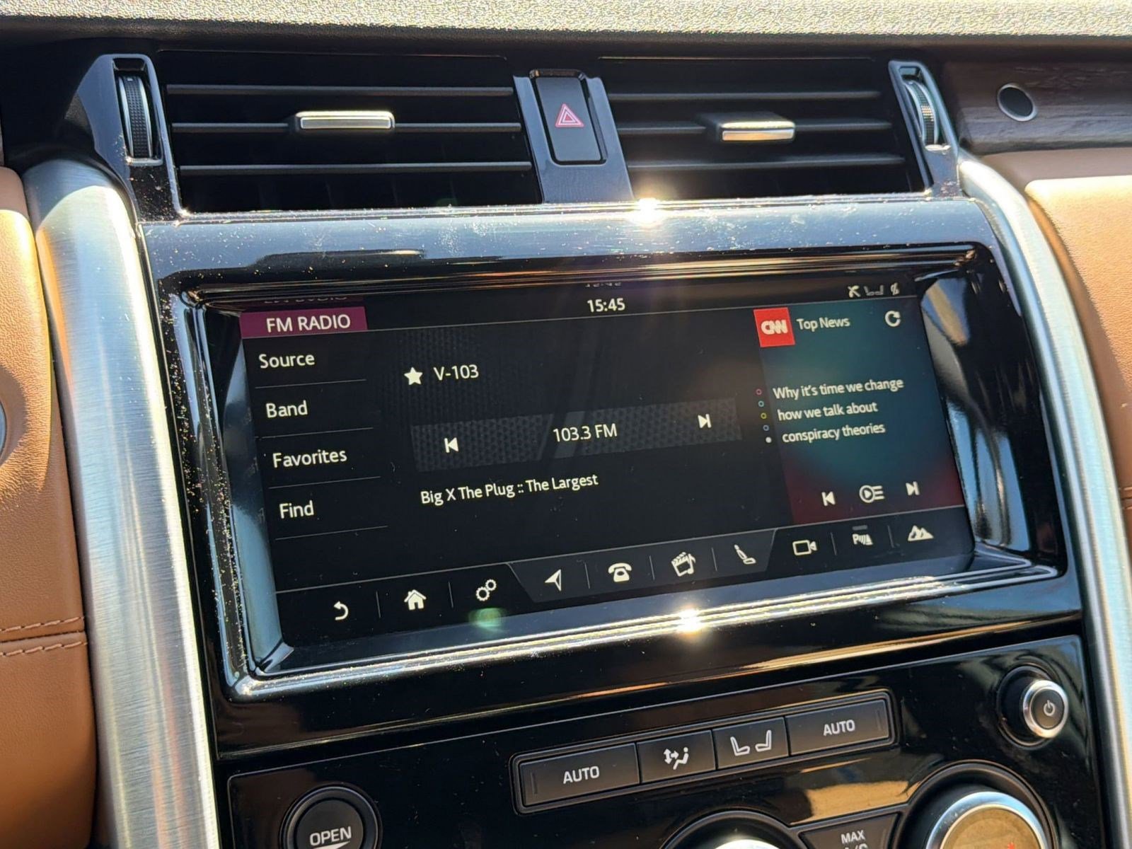 Used 2018 Land Rover Discovery HSE Luxury image 24