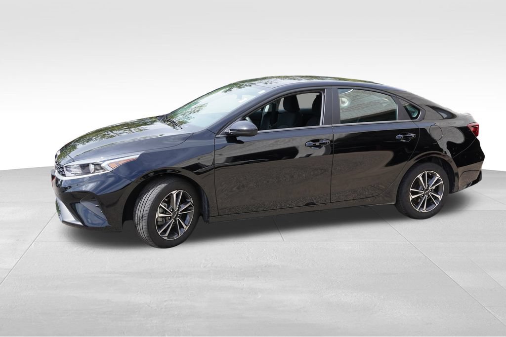 Certified 2024 Kia Forte LXS FWD image 10