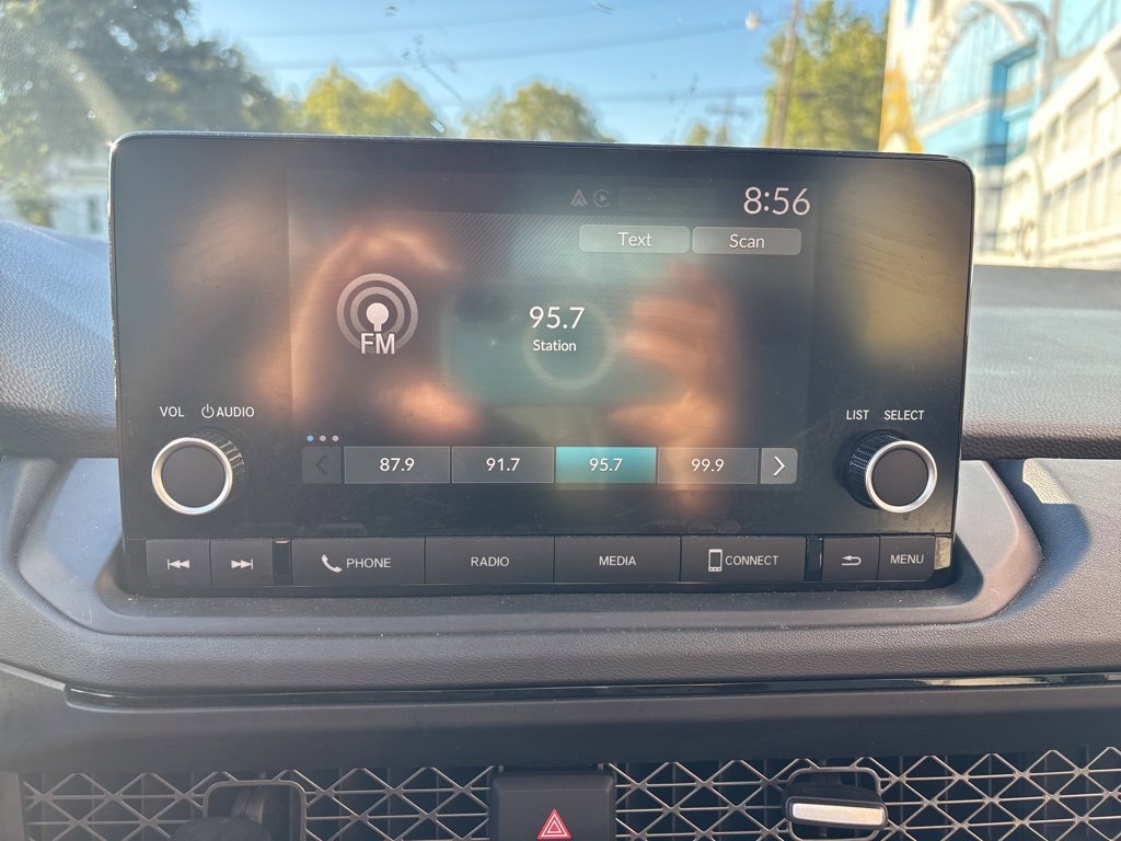 Used 2025 Honda Accord SE image 12