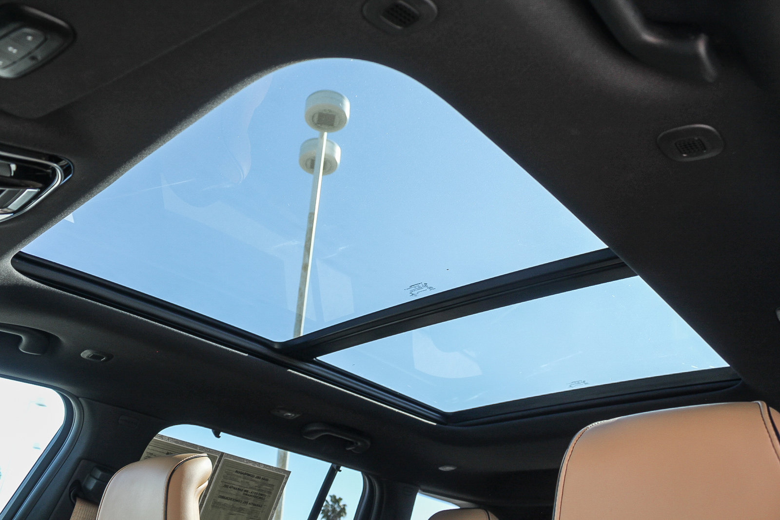 Used 2023 Jeep Grand Cherokee Summit w/ Luxury Tech Group V image 27