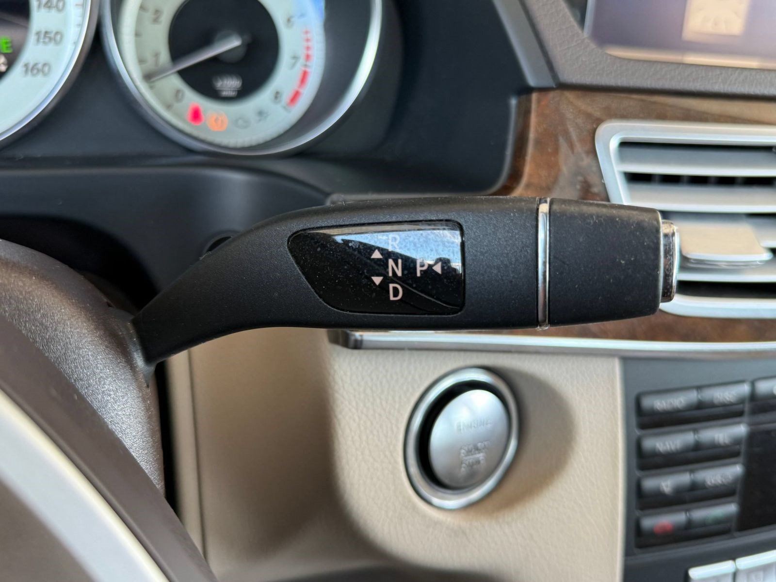 Used 2014 Mercedes-Benz E 350 Sedan image 20