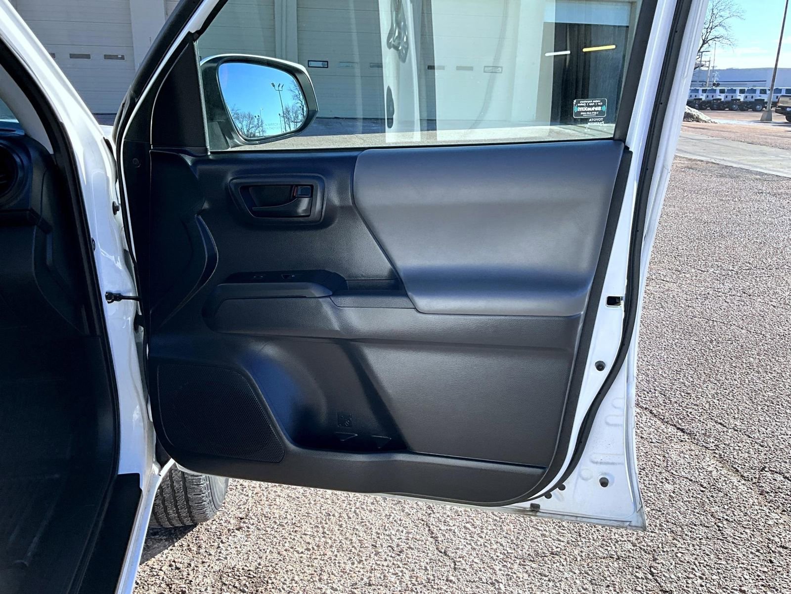 Used 2023 Toyota Tacoma SR AWD/4WD image 17