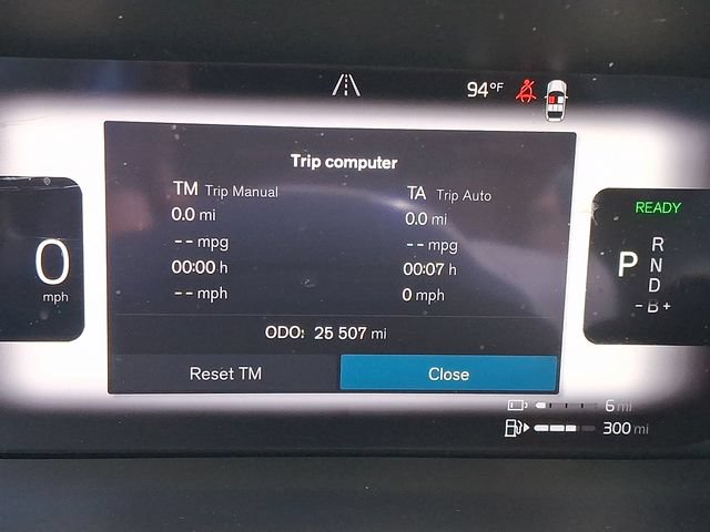Certified 2025 Volvo S60 T8 Plus AWD/4WD image 22