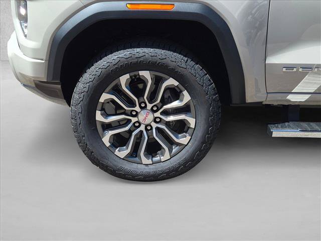 New 2026 GMC Canyon Denali AWD/4WD image 9