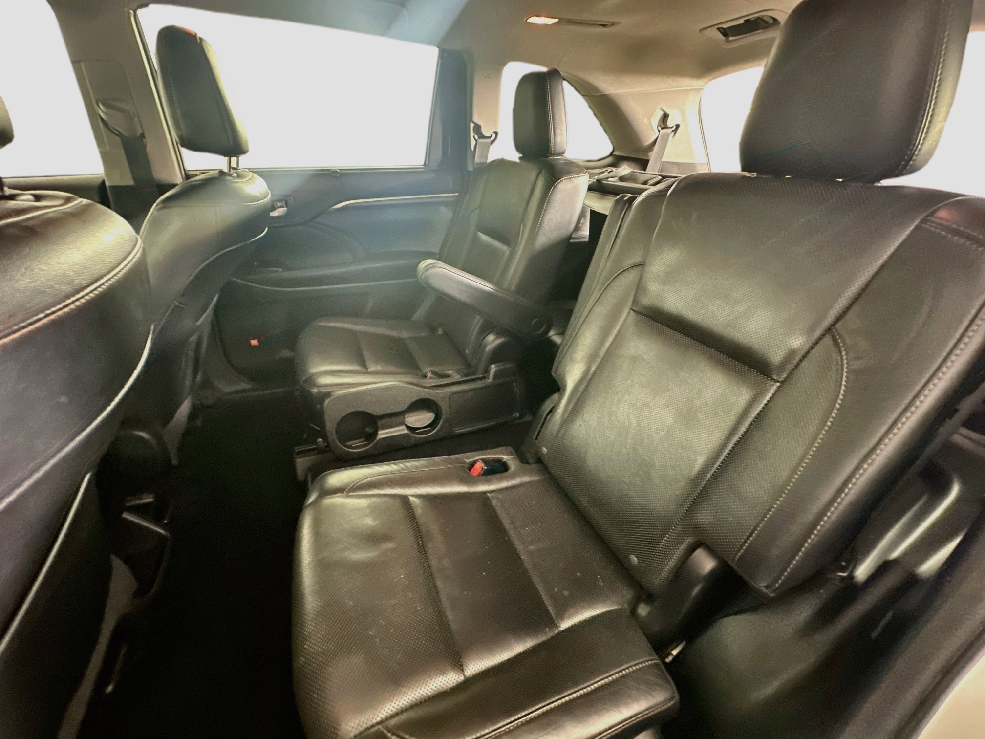 Used 2016 Toyota Highlander Limited Platinum AWD/4WD image 28