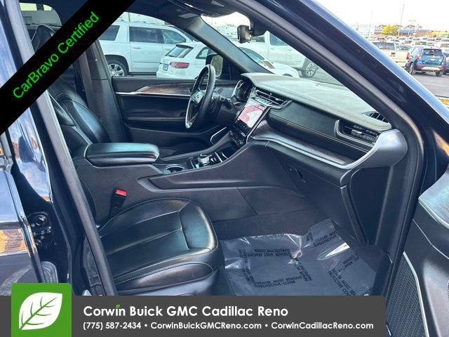 Used 2024 Jeep Grand Cherokee L Limited w/ Black Appearance Package AWD/4WD image 15