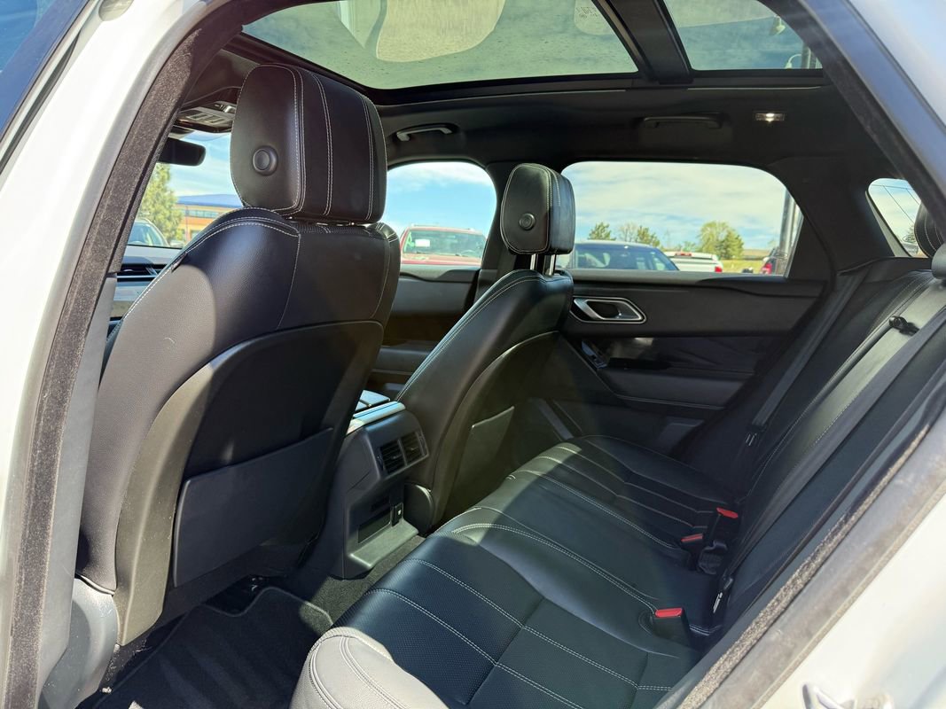 Used 2019 Land Rover Range Rover Velar S AWD/4WD image 18