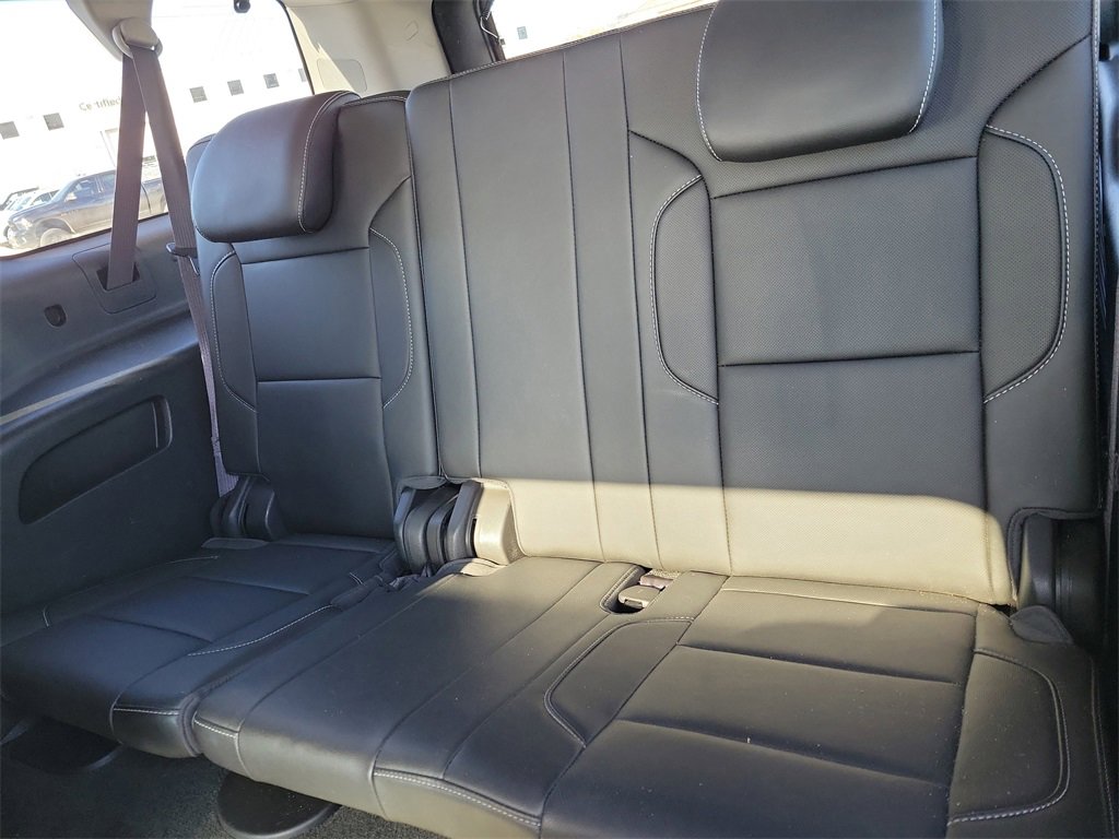 Used 2017 Chevrolet Suburban Premier image 12