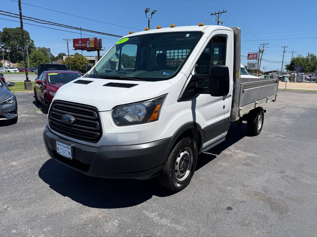 Used 2017 Ford Transit 250 138 RWD image 3