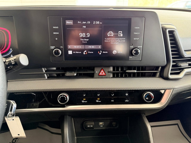 Used 2023 Kia Sportage LX image 21