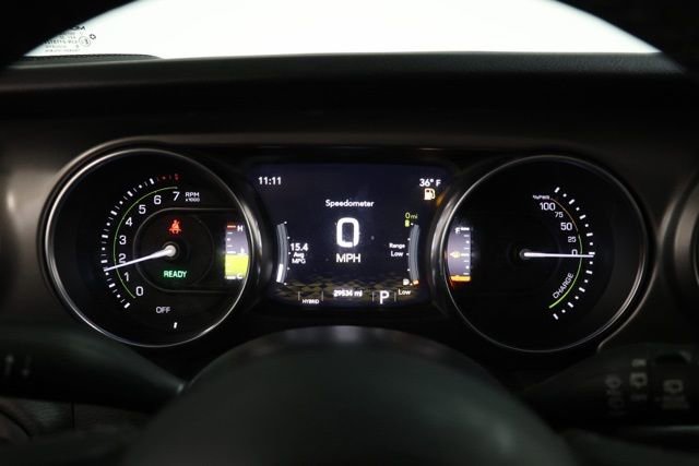 Used 2023 Jeep Wrangler Unlimited w/ Cold Weather Group image 22