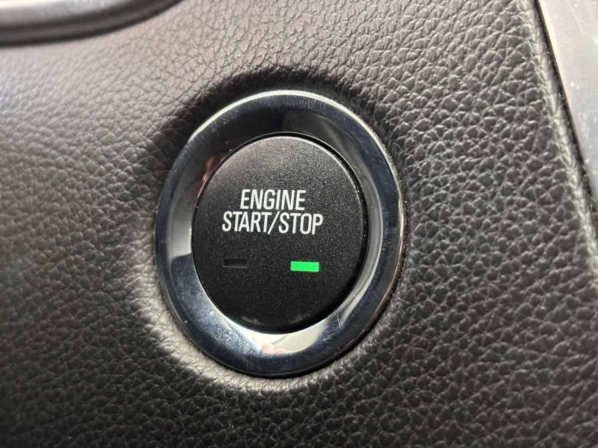 Used 2015 Cadillac SRX Premium w/ LPO, Protection Package FWD image 47