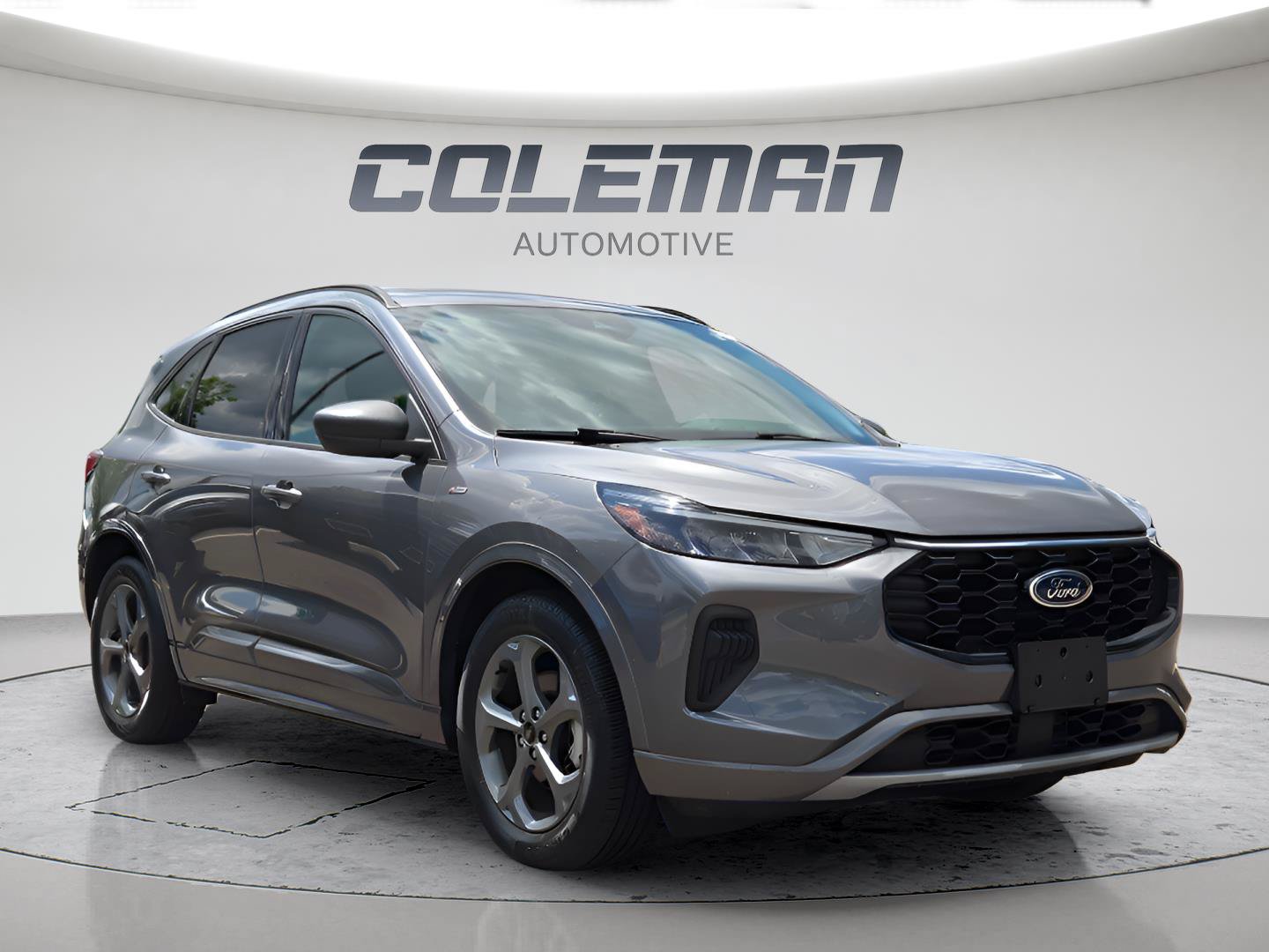 Used 2024 Ford Escape ST-Line FWD image 3