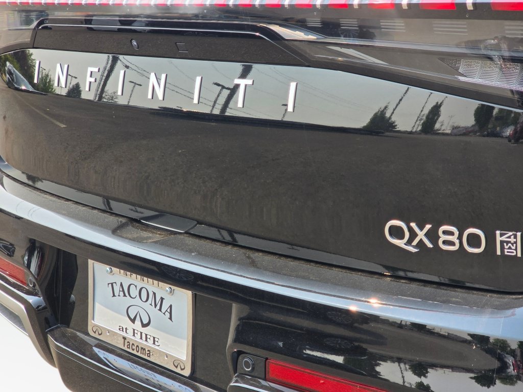 New 2027 INFINITI QX80 Luxe w/ Cargo Package AWD/4WD image 30