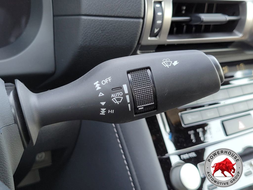 Used 2022 Lexus IS 350 F Sport RWD image 31