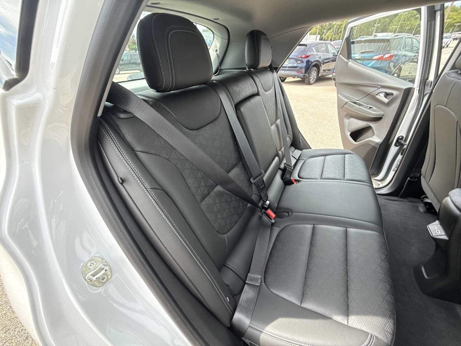 Certified 2022 Chevrolet Bolt LT w/ Infotainment Package FWD image 26