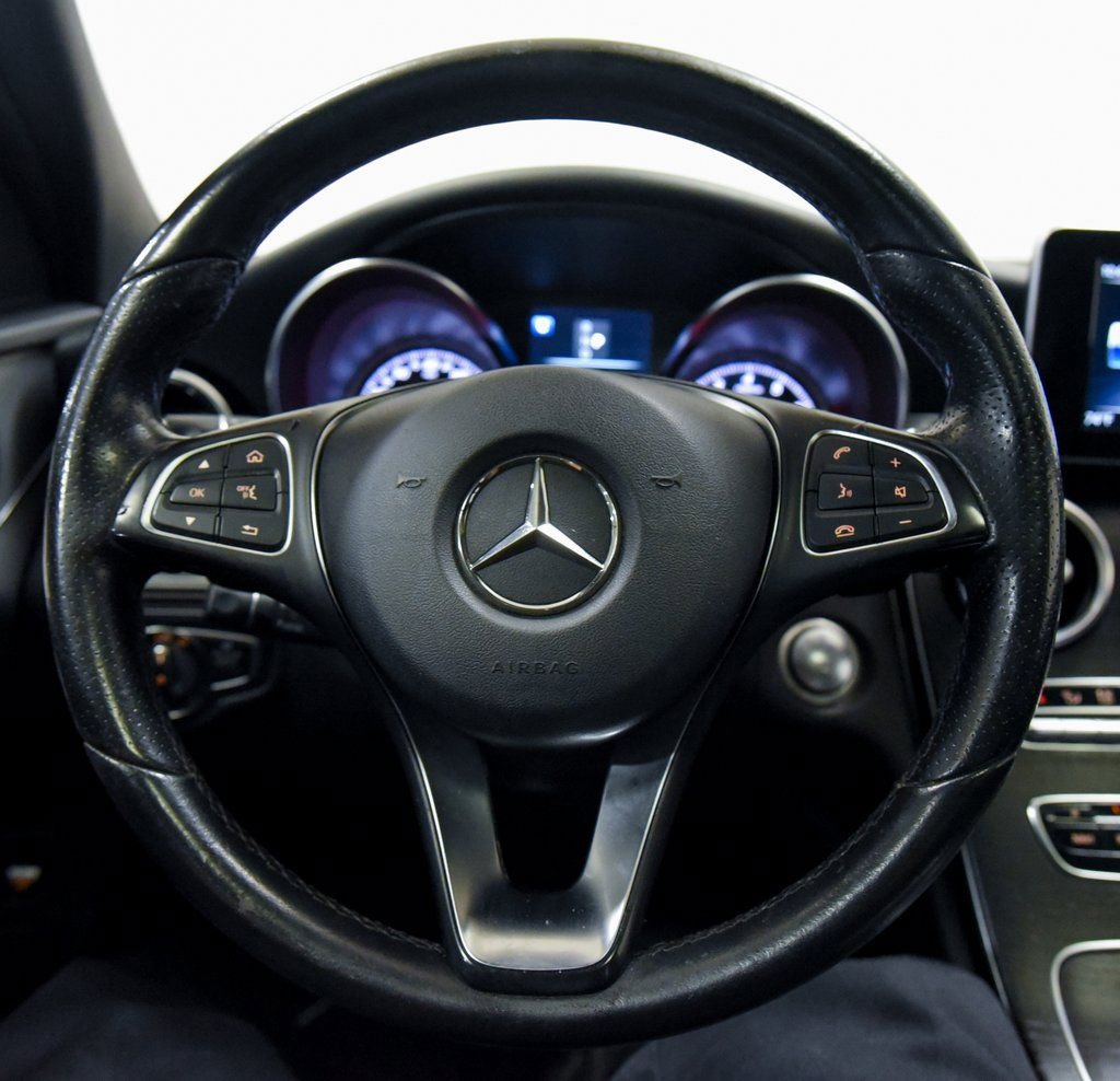 Used 2018 Mercedes-Benz C 300 4MATIC Sedan image 24