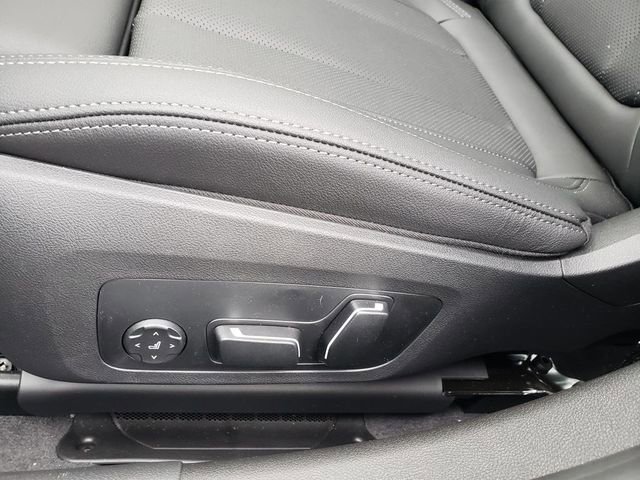 New 2026 BMW 330i xDrive Sedan w/ Premium Package image 20