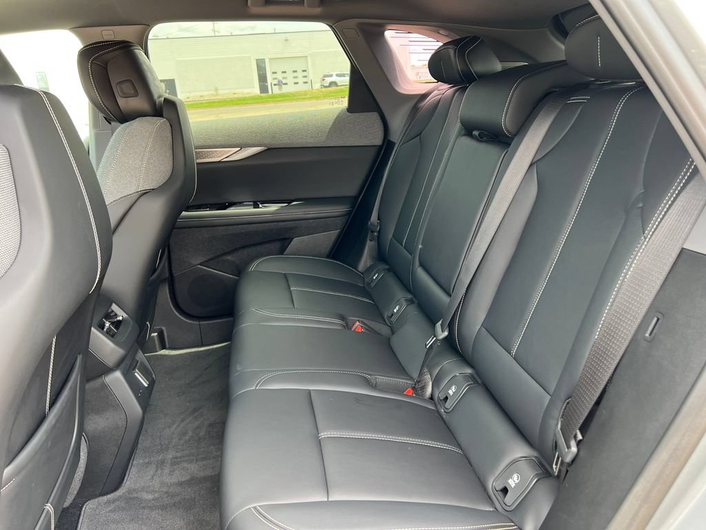 New 2026 Cadillac Optiq Luxury 1 AWD/4WD video 4