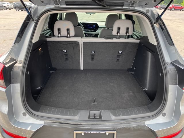 Used 2025 Chevrolet TrailBlazer LT AWD/4WD image 19