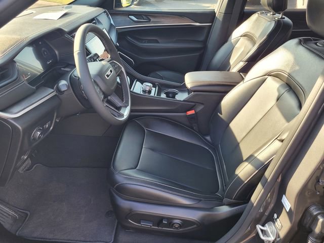 New 2026 Jeep Grand Cherokee Limited w/ Limited Altitude Package image 8