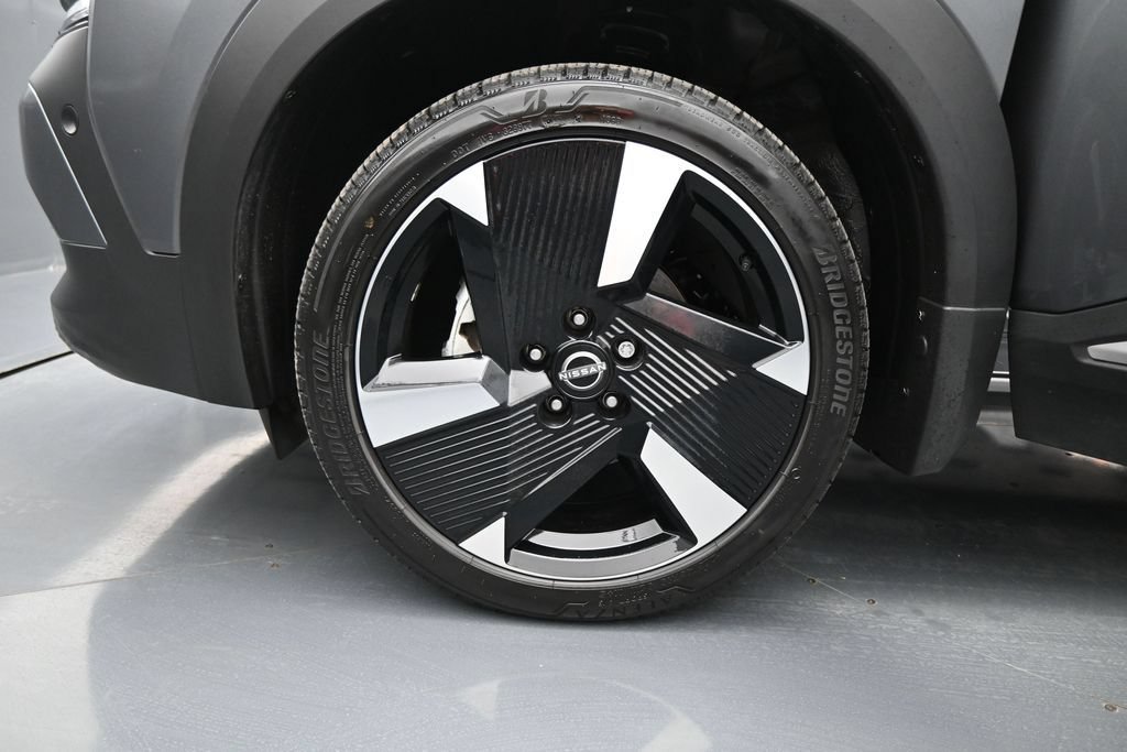 Used 2026 Nissan Kicks SR w/ SR Premium Package AWD/4WD image 30