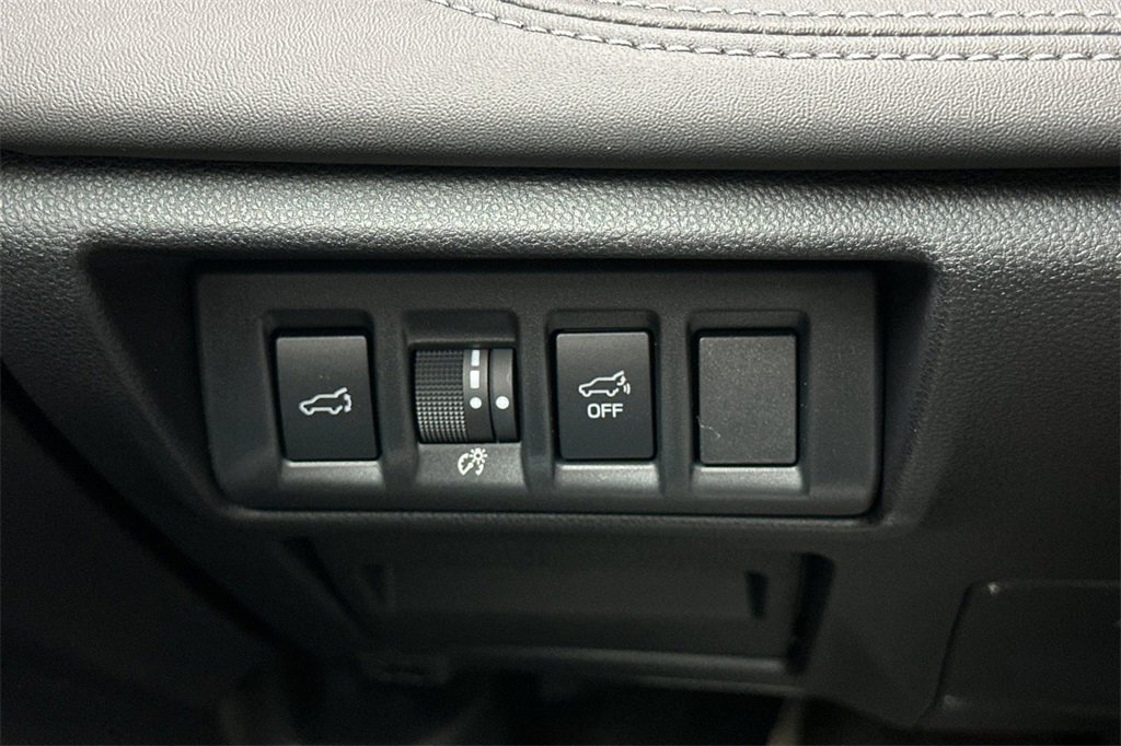 New 2025 Subaru Outback Touring XT image 34
