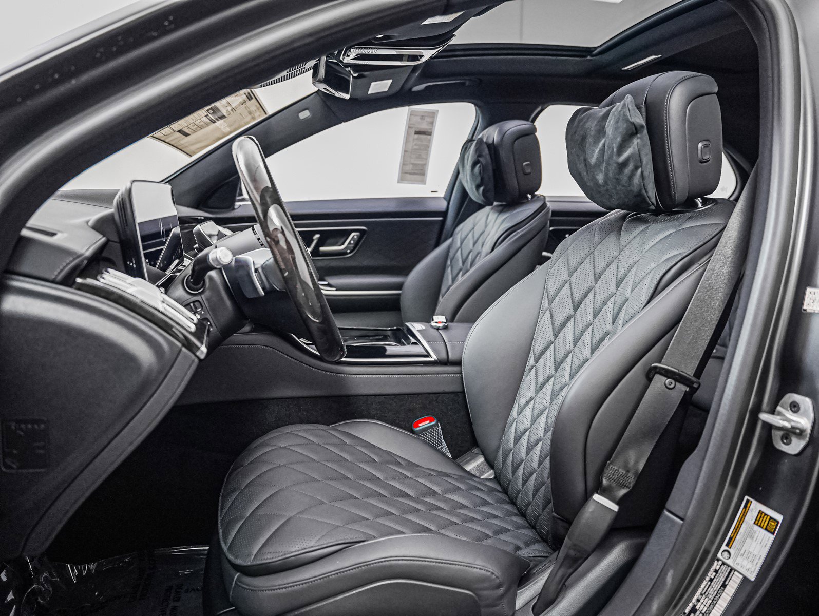 New 2026 Mercedes-Benz S 580 4MATIC Sedan image 11