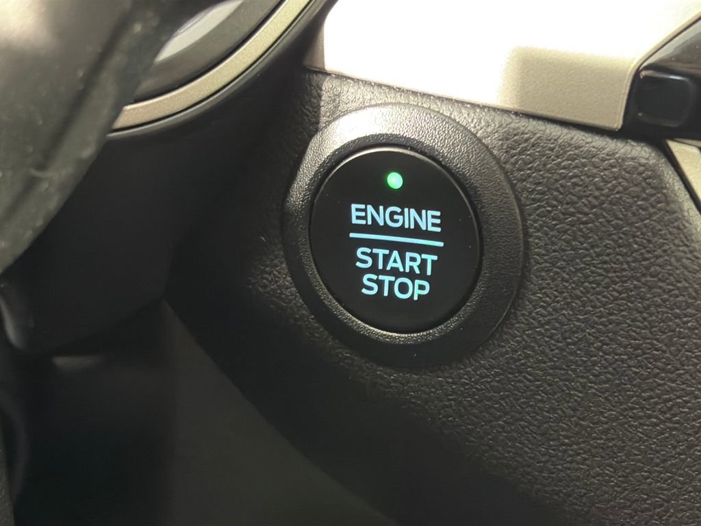 Certified 2022 Ford Escape SEL AWD/4WD image 23