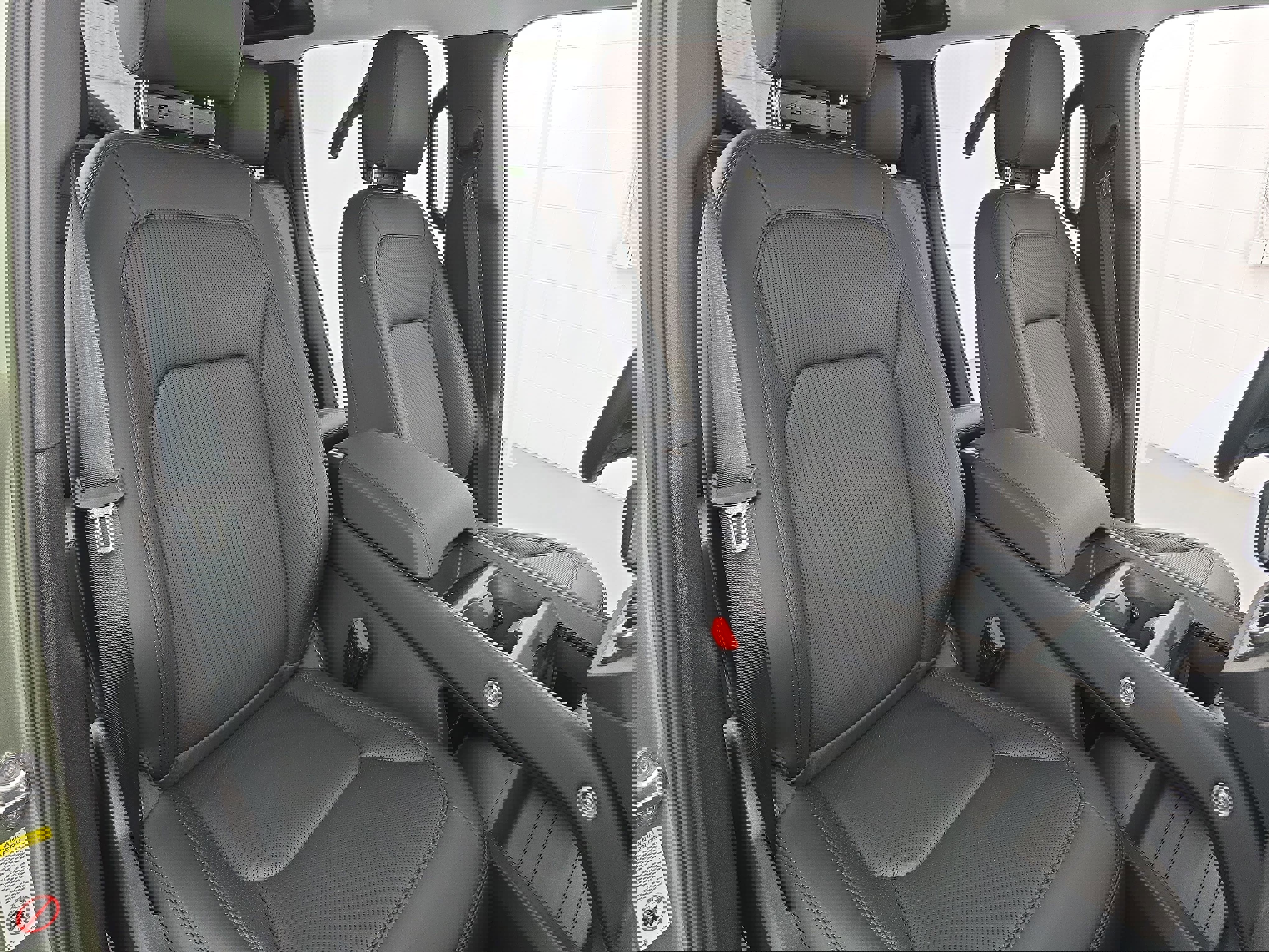 New 2025 Land Rover Defender 110 S image 10