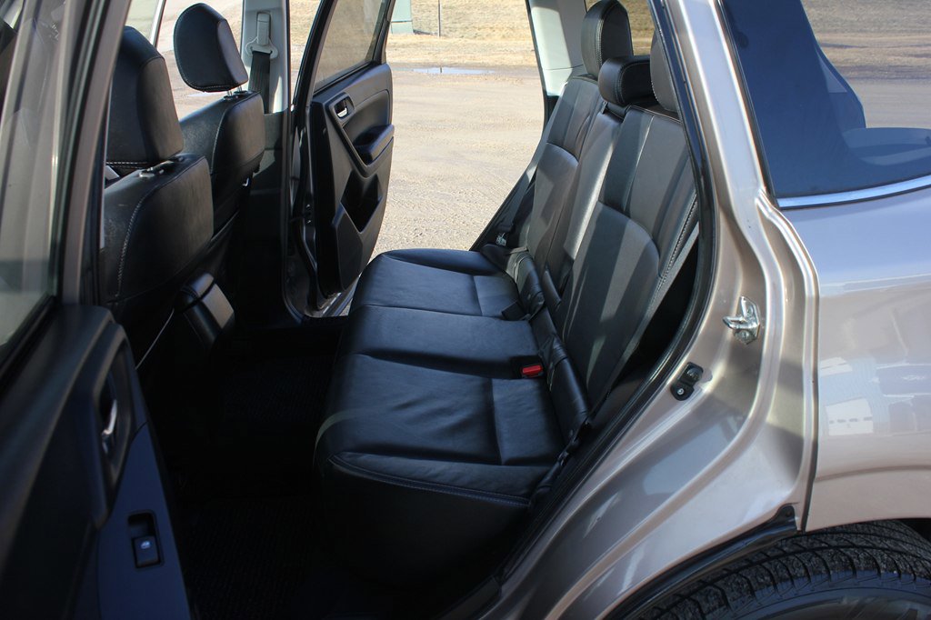 Used 2014 Subaru Forester 2.5i Limited w/ Popular Package #2 AWD/4WD image 41