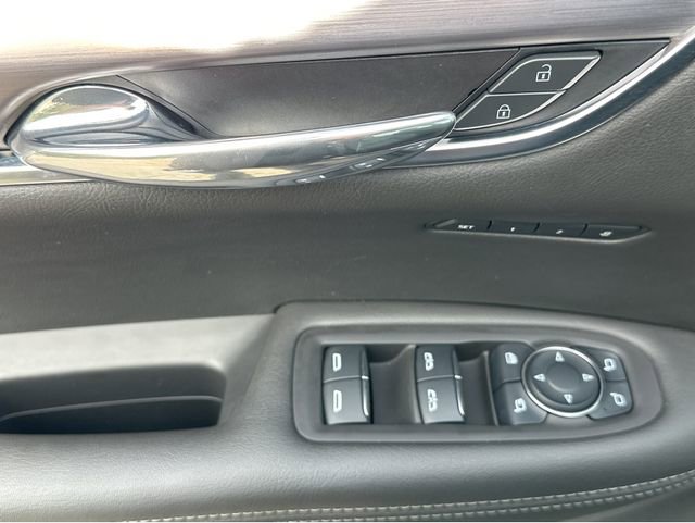 Certified 2024 Cadillac XT6 Luxury image 34