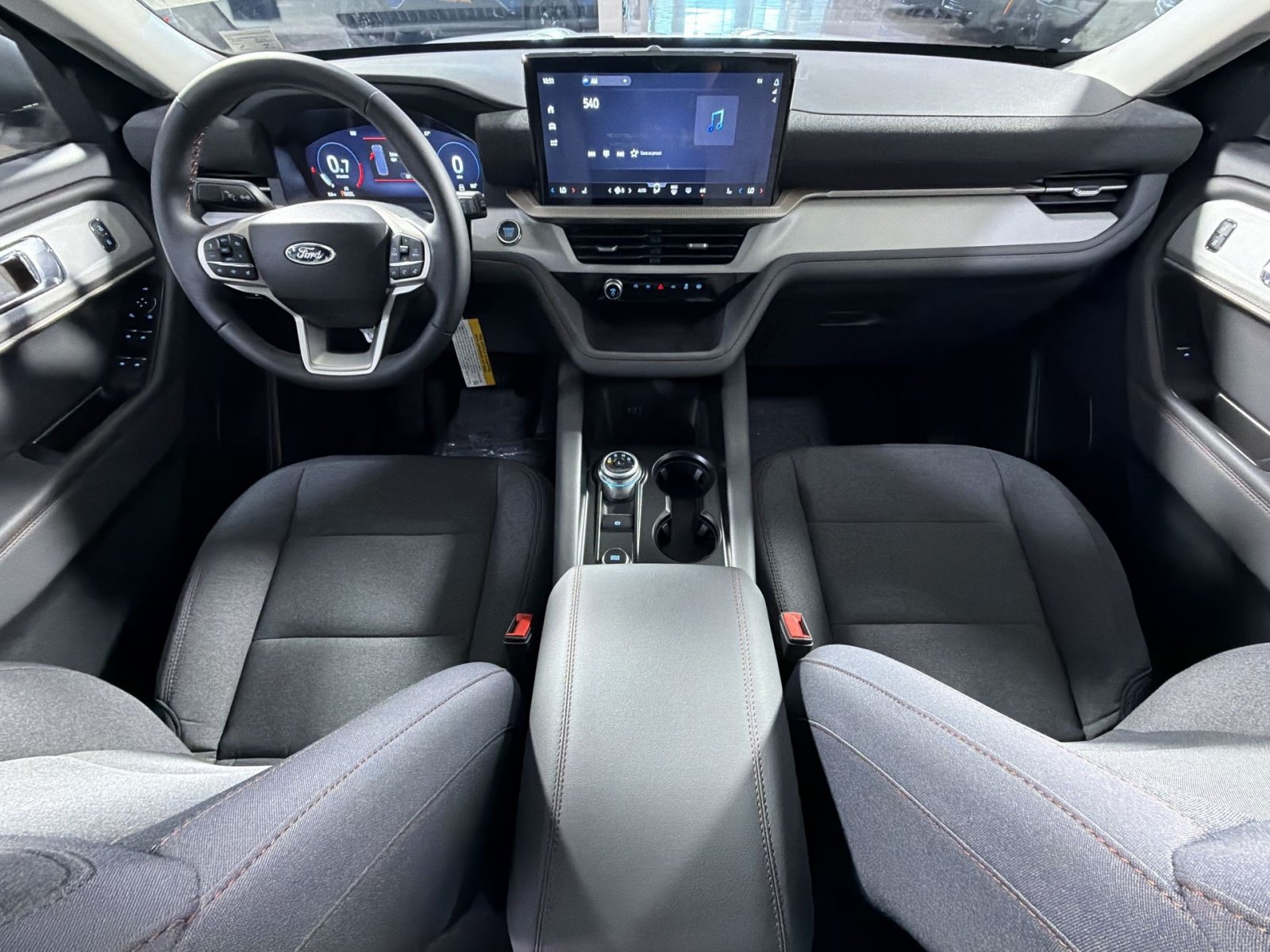 New 2026 Ford Explorer Active AWD/4WD image 39