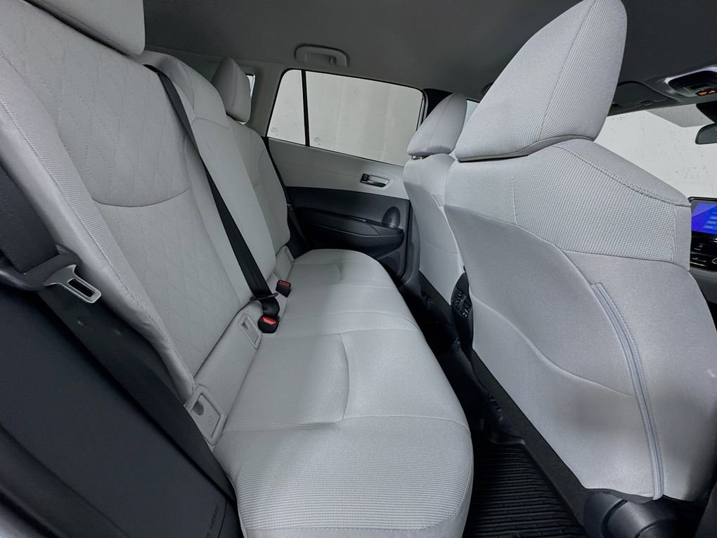 Used 2026 Toyota Corolla Cross L image 30