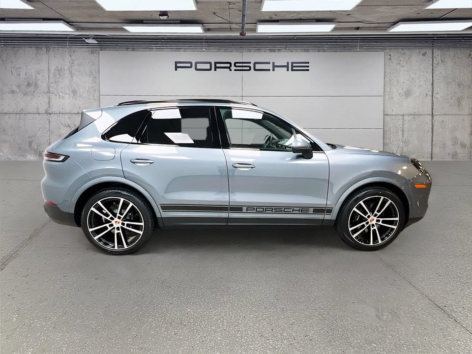 New 2026 Porsche Cayenne AWD/4WD image 8