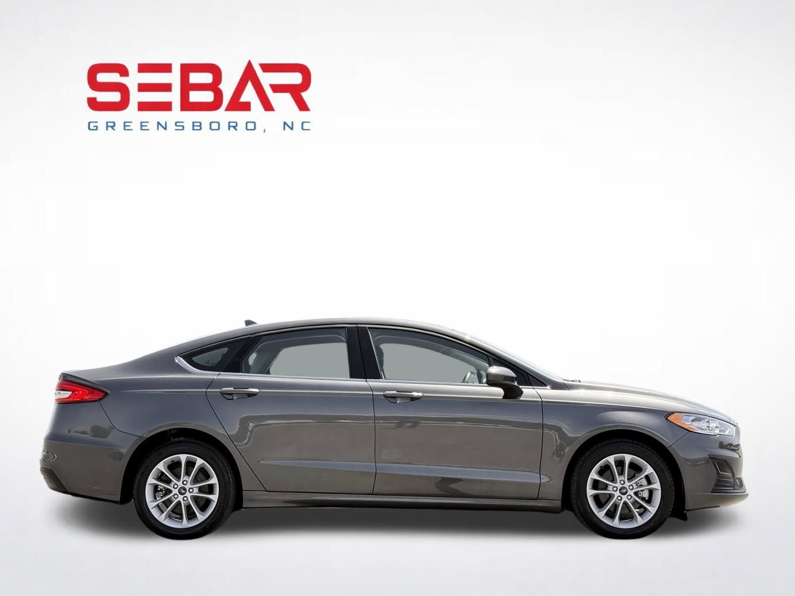 Used 2020 Ford Fusion SE FWD image 5