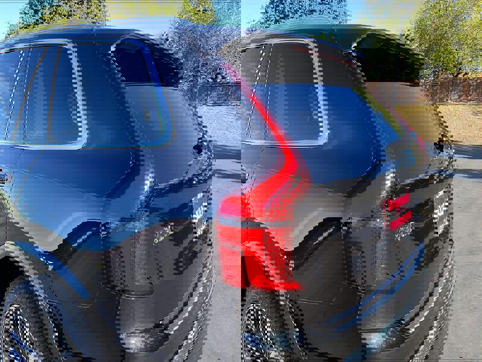 New 2026 Volvo XC90 T8 Ultra w/ Lounge Package image 25