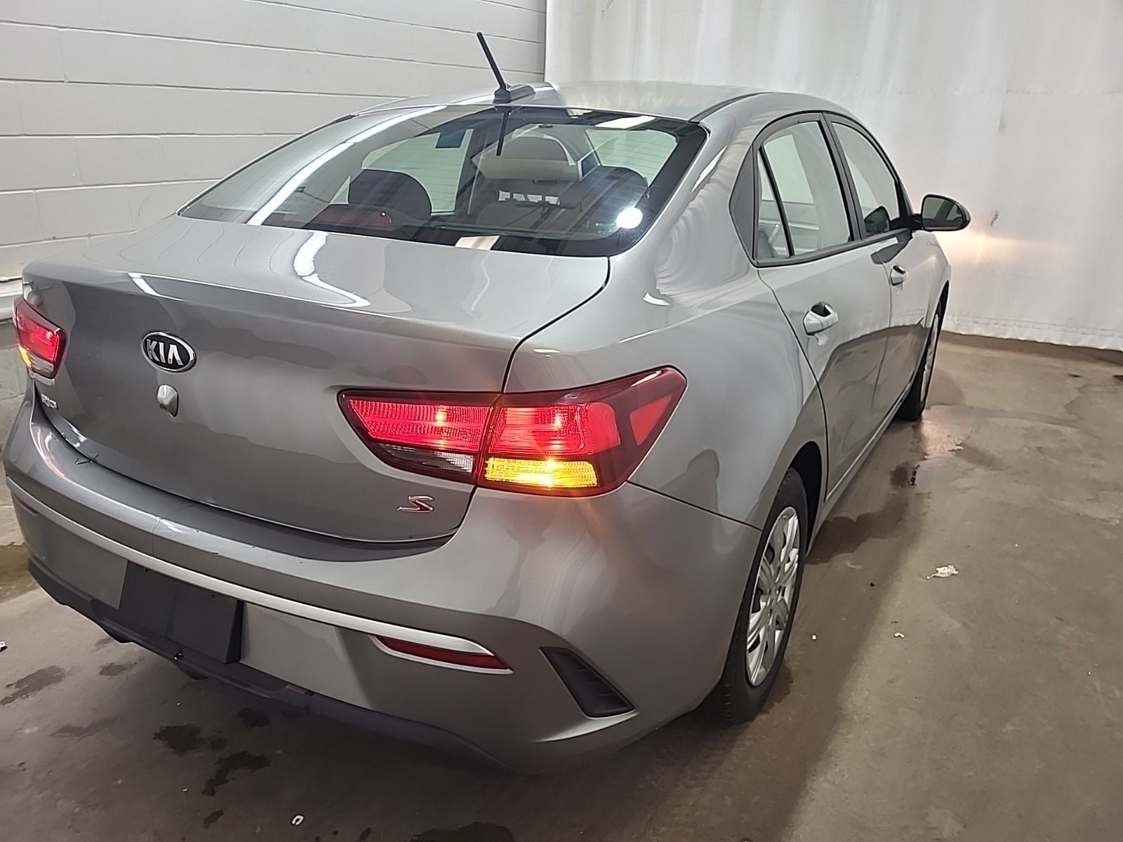 Used 2021 Kia Rio S image 7