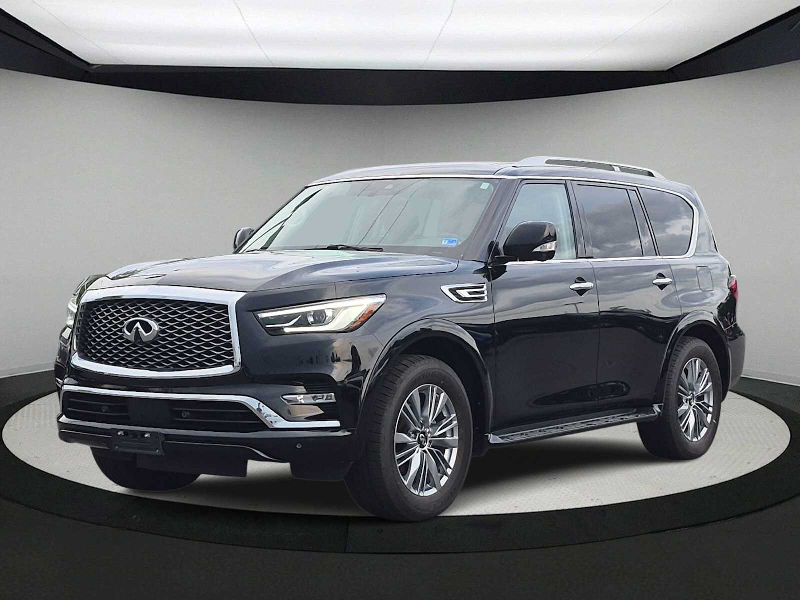 Used 2021 INFINITI QX80 Luxe w/ Cargo Package AWD/4WD image 4