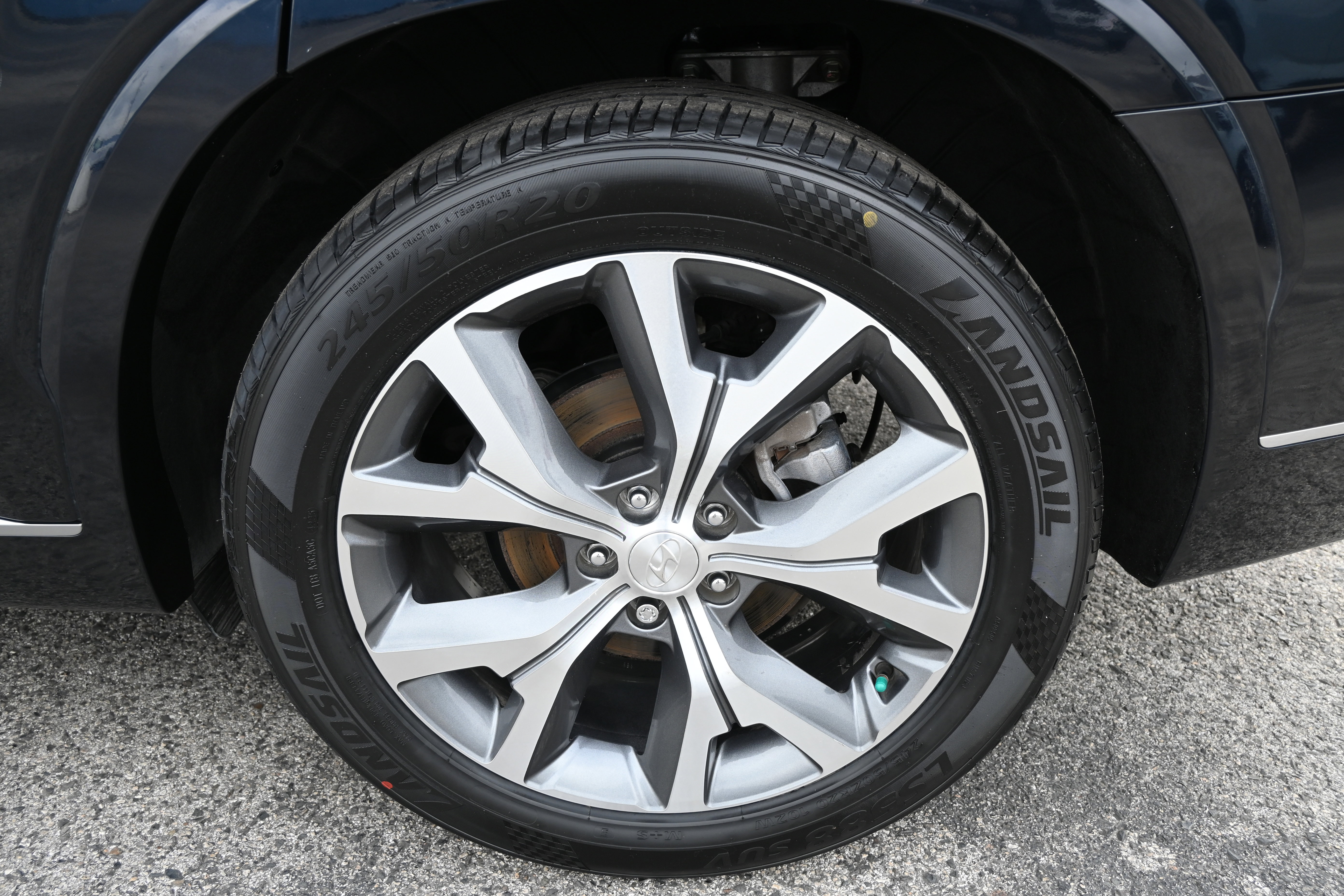 Used 2022 Hyundai Palisade Limited image 9