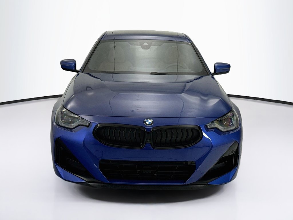 Used 2024 BMW 230i Coupe w/ Premium Package RWD image 2